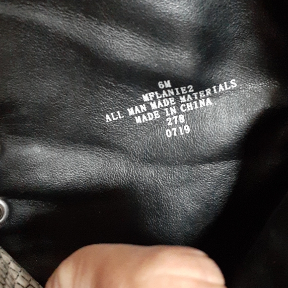 MARC FISHER BOOTIES - Picture 9 of 10